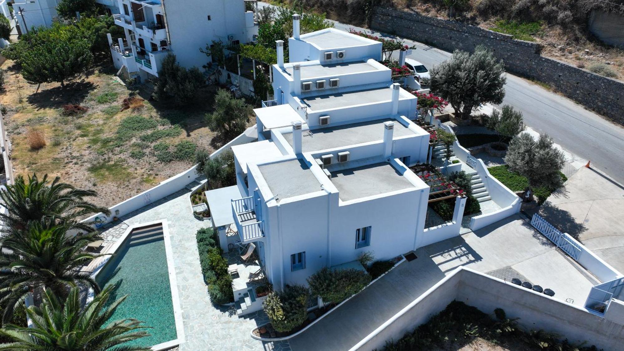 Amphitrite Apartments Скірос Екстер'єр фото