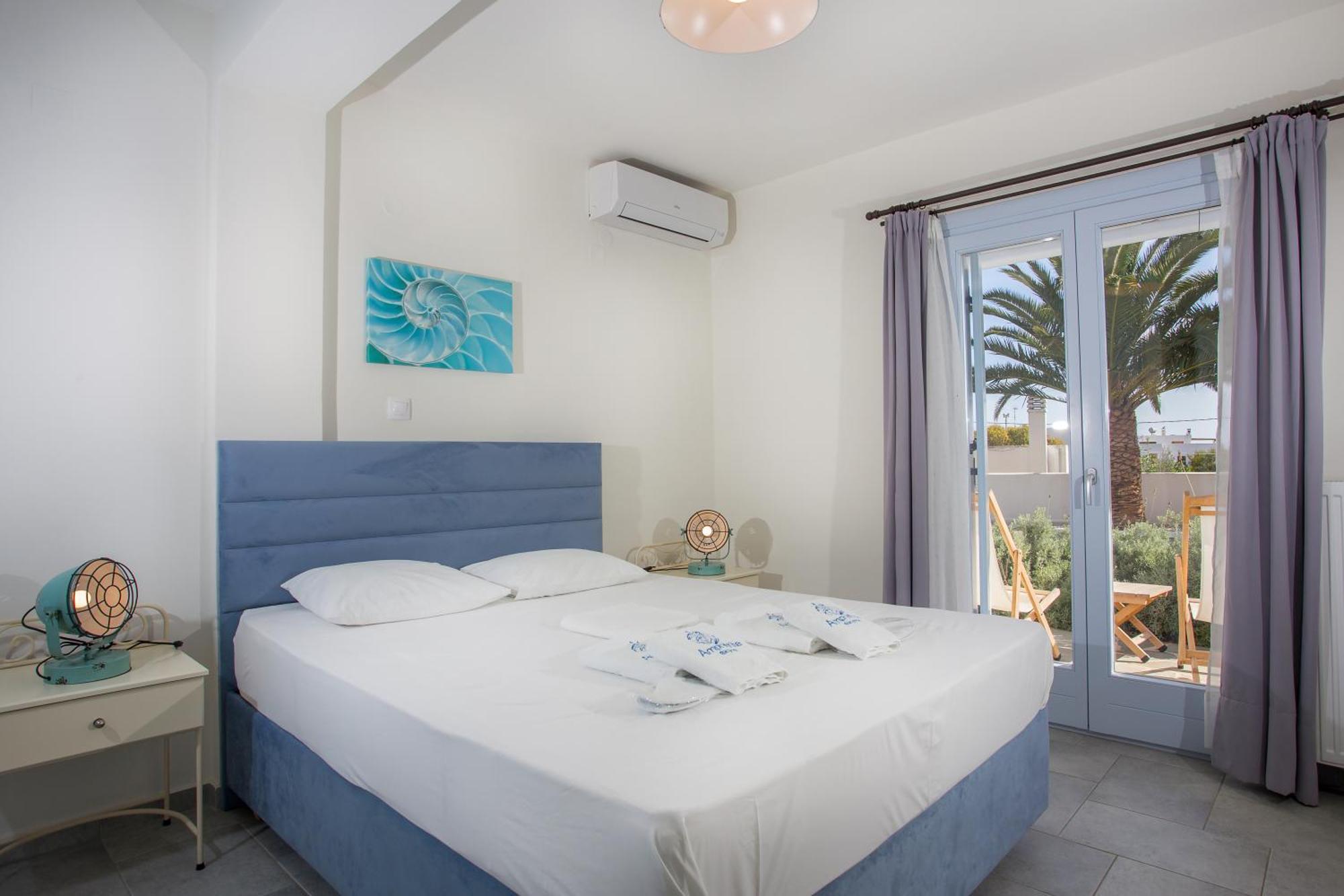Amphitrite Apartments Скірос Екстер'єр фото